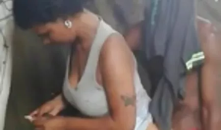 Marido relógios pornô e mulher pornor armador Peitos