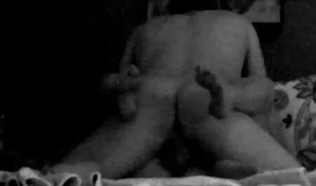 Alessandra Jane mostra seu modelo video prono amadores russo em atores pornográficos