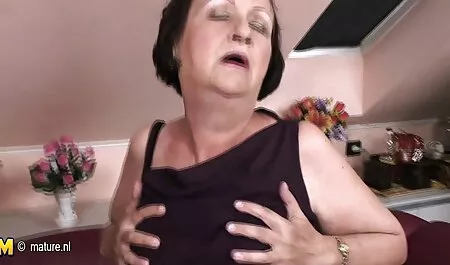 O subordinado Cook ficou de joelhos e, em xvídeos pornô só novinha seguida, atacou a bunda, além disso, insultou a garota