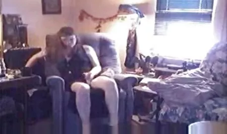 Nua videos de sexo amador no motel lésbicas na floresta na natureza