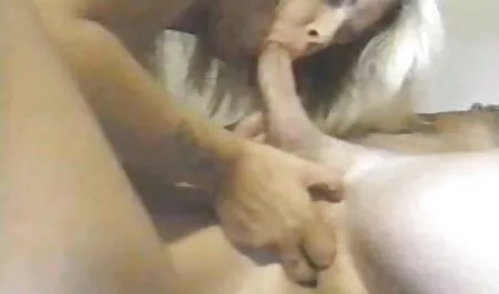 Flexível Ginasta videos de sexo caseiro swing Ariella com seios naturais