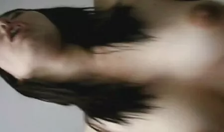 Uma videos porno caseiros grátis morena quer atuar como secretária, mas primeiro ela deve tirar o vestido e mostrar-se em toda a sua glória