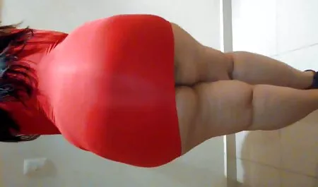 Meu quente mamãe seduz uma pequeno garoto video erotico amador