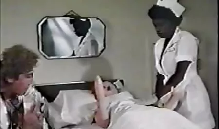 Estranho videos sexo gratis amador Jovem Lésbicas examinar buceta com língua