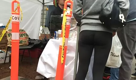Beleza em meias obtém sua buceta apetitosa se masturba videos amadores porno gratis