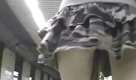O video caseiro de sexo grátis mestre mal puniu seu servo e começou a se agachar com ele
