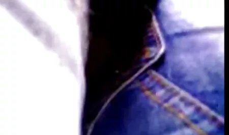 Sam é filmado em xvídeos pornô amador uma câmera assustadora e ter ver pato com sua mãe
