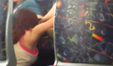 A filha do pai caiu na net porn estava feliz com a puta do Pai e sua namorada