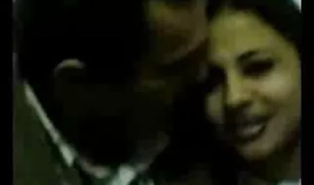 A menina que pede seu mestre para anomalia e bom sexo caseiro câmera escondida ver pato