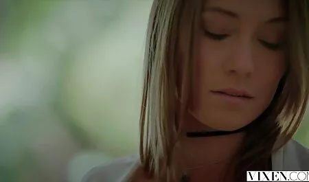 Verifique vídeo pornô amador de sexo a sensibilidade do vibrador do gato