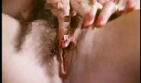Depois de pono brasileiro amador um triângulo triangular e cum em seu lugar cuspir no chão