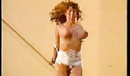 Amanita foi pervertido em Óculos casal amador porn e errou em várias posições no weebcam