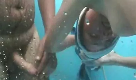 Namorada Pavel buceta peluda de cabelos em meias chuveiro videos de sexo amador nacional gratis