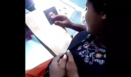 Lésbicas caiu na net vídeo pornô glaze seus buracos com brinquedos