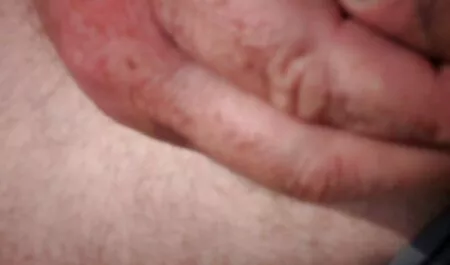 Na natureza, a menina video pono caiu na net é fodida por três homens