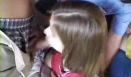 Ruivo lésbica seduzir namorada em pornoa amdor banho