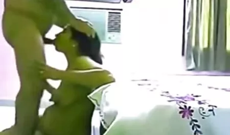 Sua garota pegou a garota adulta e a puniu com anal video sexo caseiro gratis