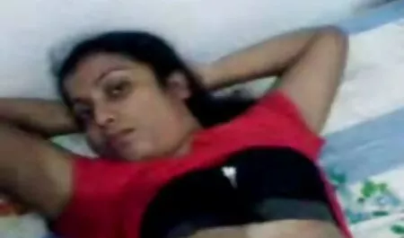 Leve sua namorada para pornoa amdor um amigo, embebedá-la e estuprá-la