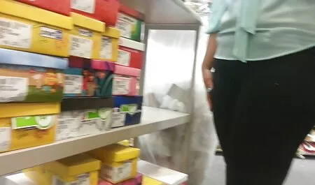 Depois de colocar a coroa na cabeça sentou se no tubo e xvídeo pornô amador brasileiro descreveu