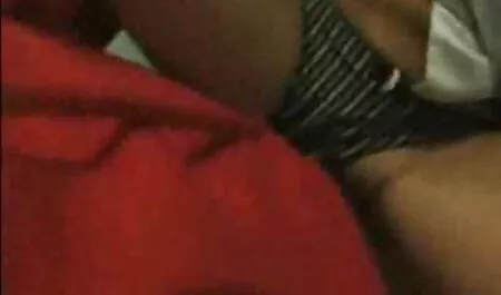 Por dinheiro, o pornô caseiro amador sogro desistiu todas as rachaduras eram íntimas